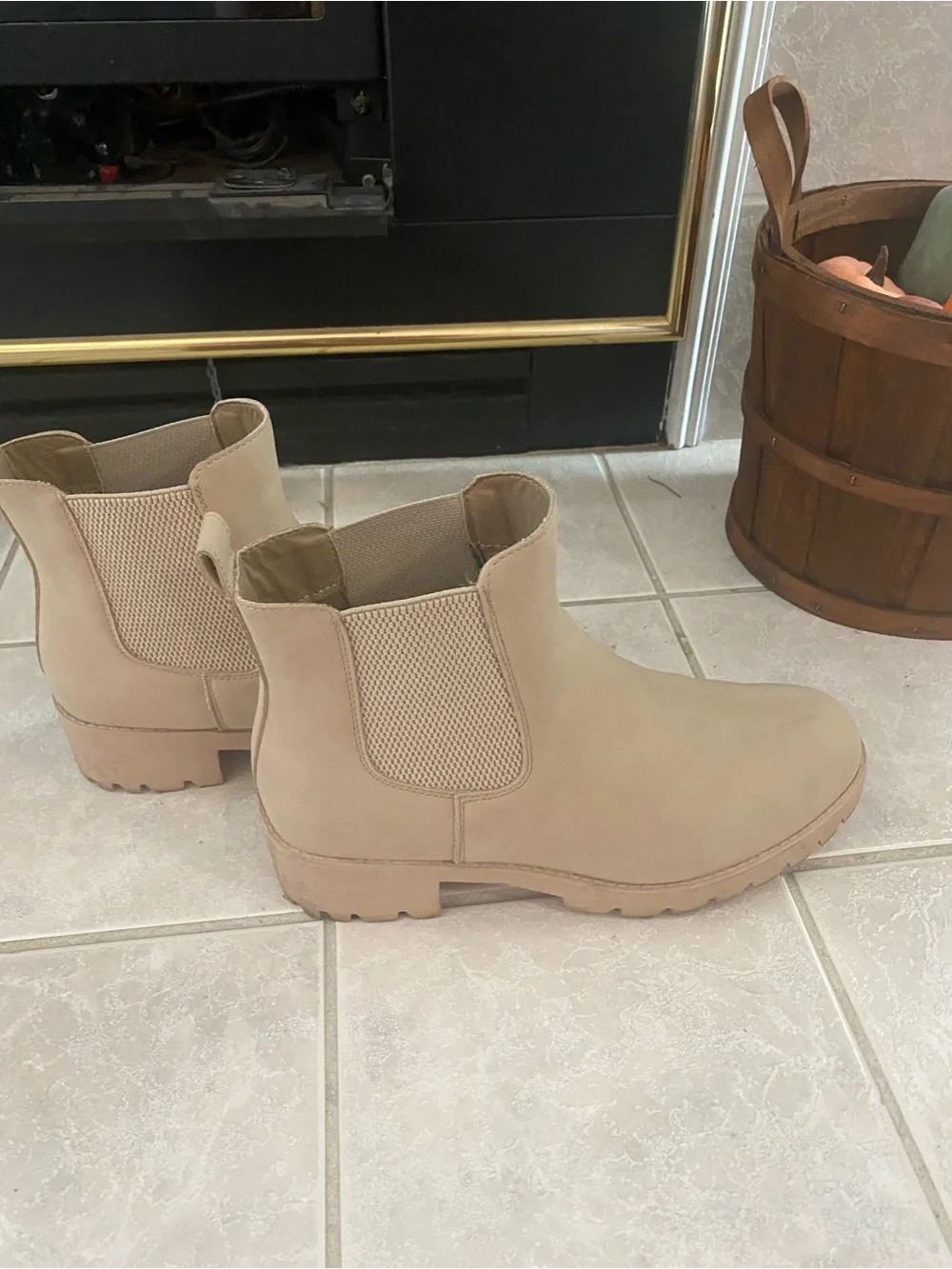 None light beige